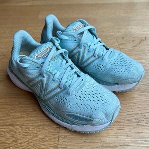 New Balance Fresh Foam 860 v12 Women’s Running Walking Shoe EUC Size 8.5